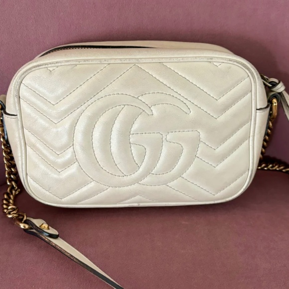 Authentic Gucci GG Marmont Mini Shoulder Bag - Picture 8 of 16